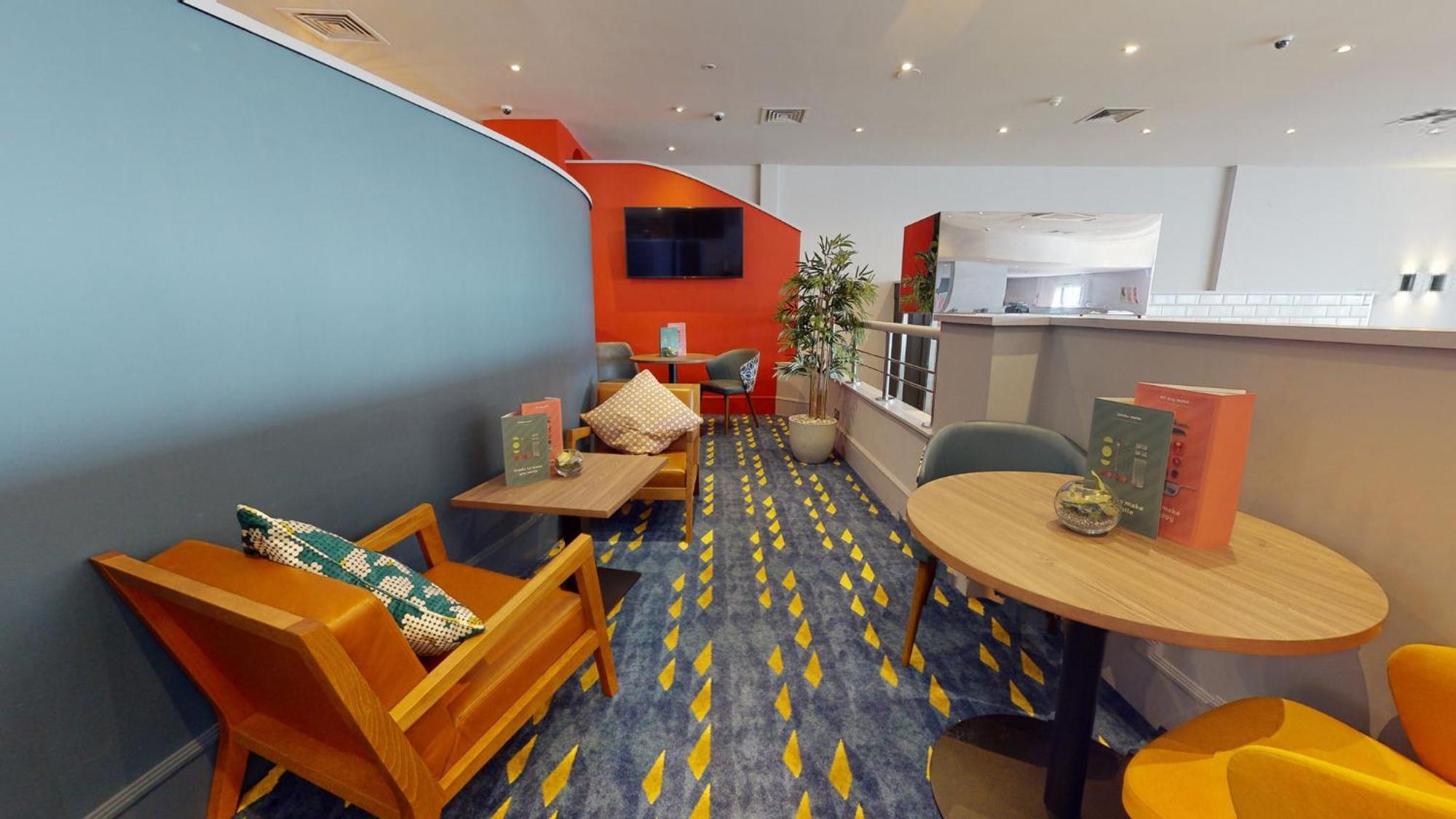 Holiday Inn Cardiff City By Ihg Ngoại thất bức ảnh
