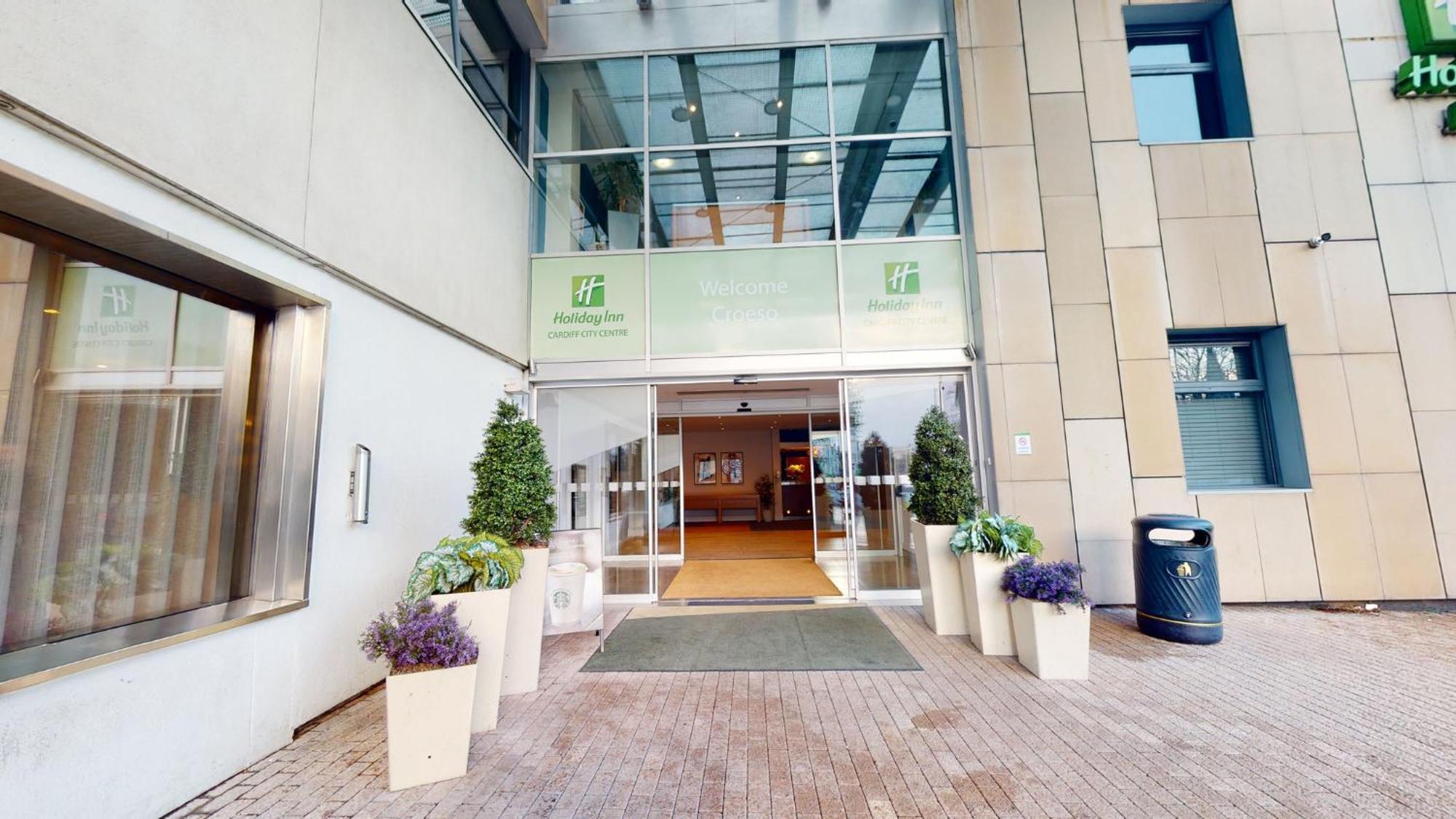 Holiday Inn Cardiff City By Ihg Ngoại thất bức ảnh
