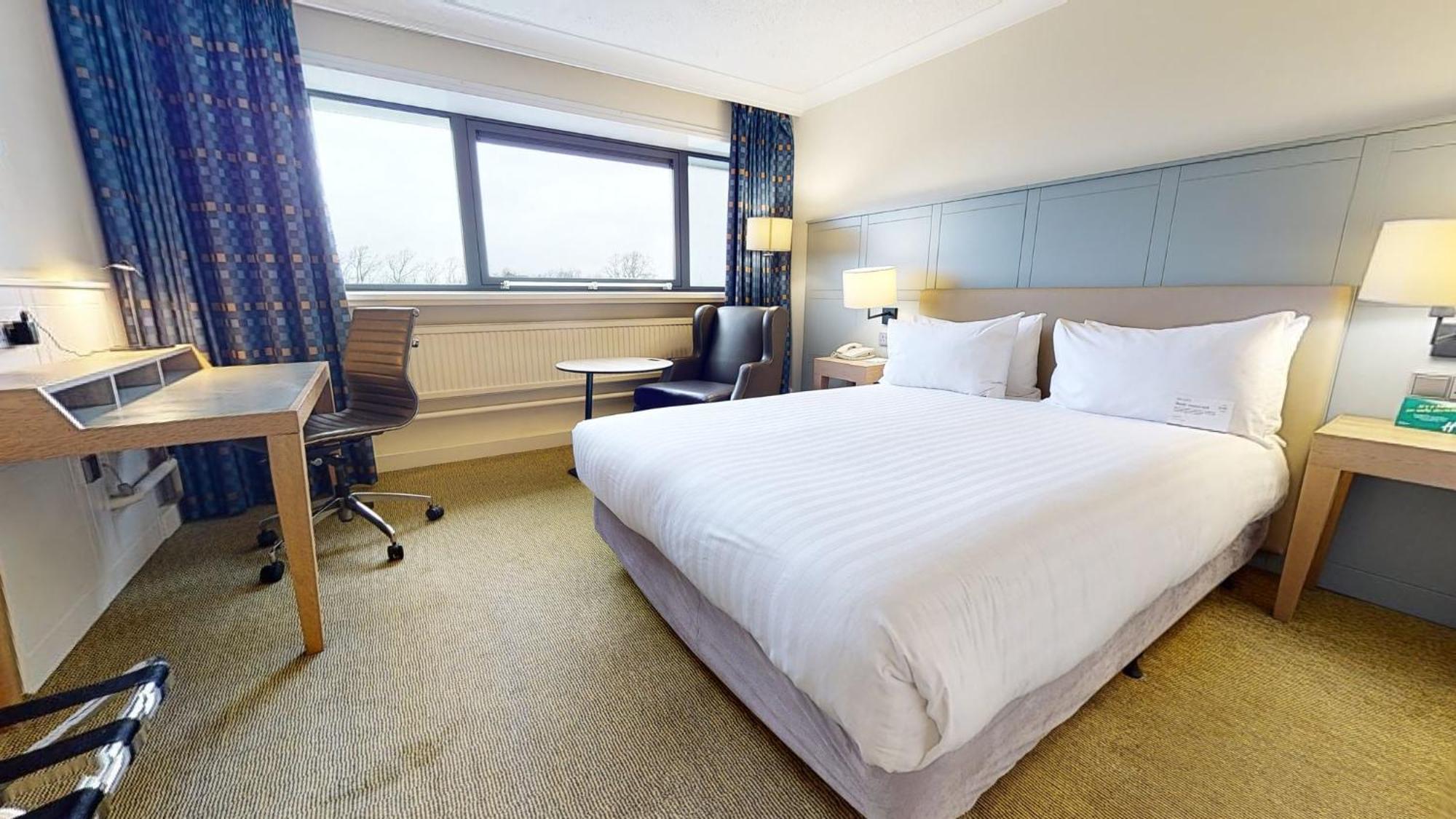 Holiday Inn Cardiff City By Ihg Ngoại thất bức ảnh