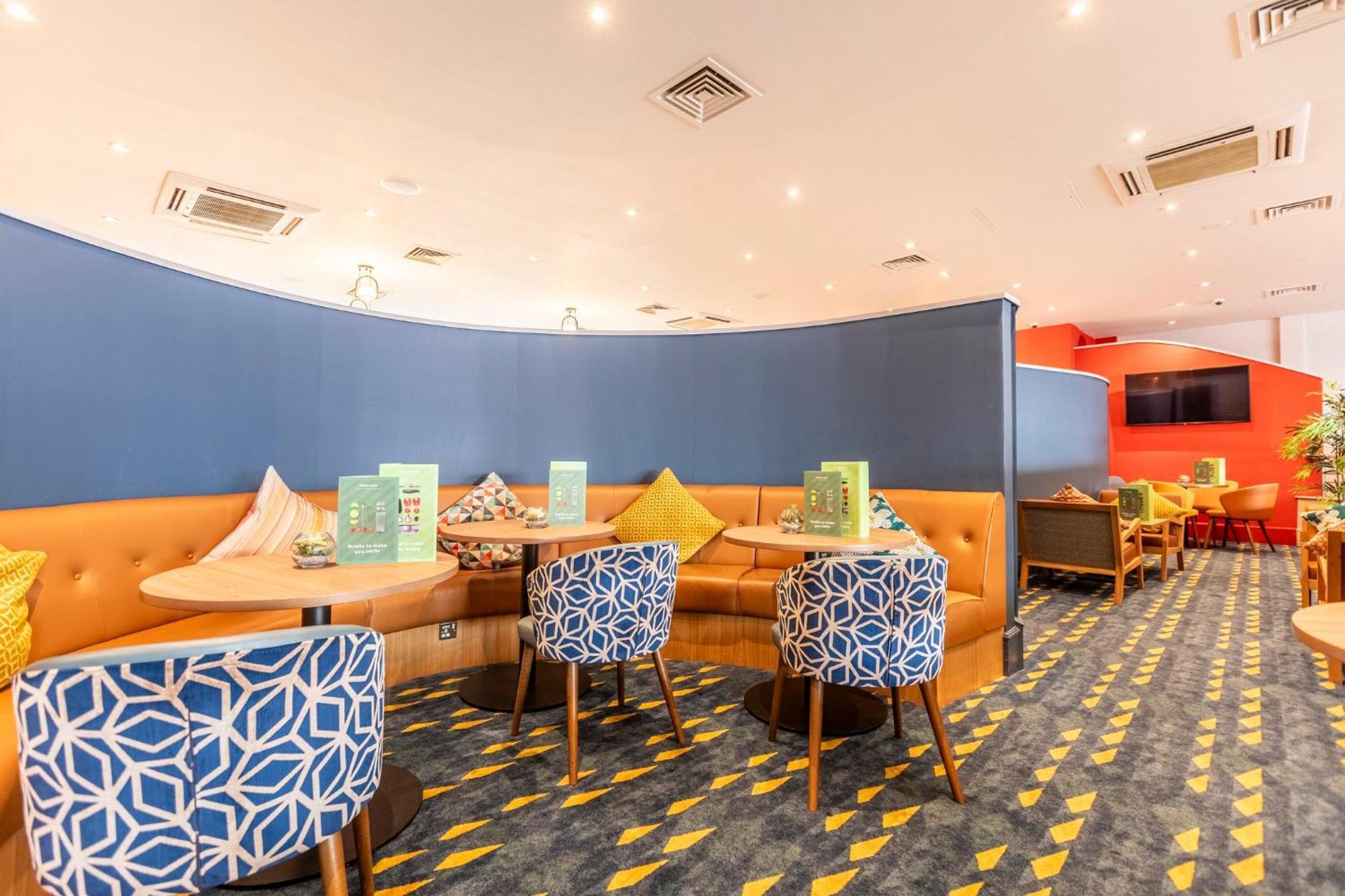Holiday Inn Cardiff City By Ihg Ngoại thất bức ảnh