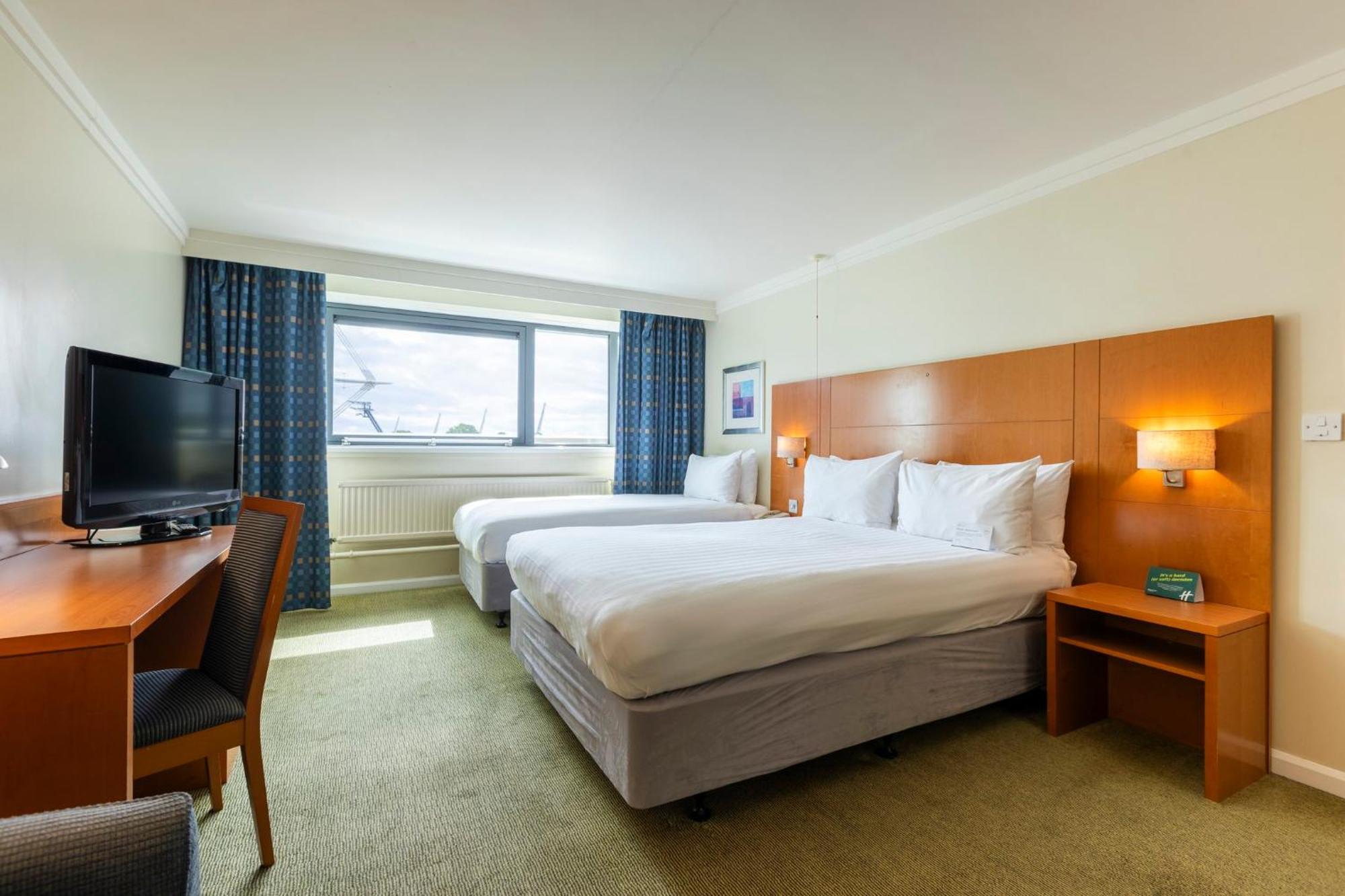 Holiday Inn Cardiff City By Ihg Ngoại thất bức ảnh