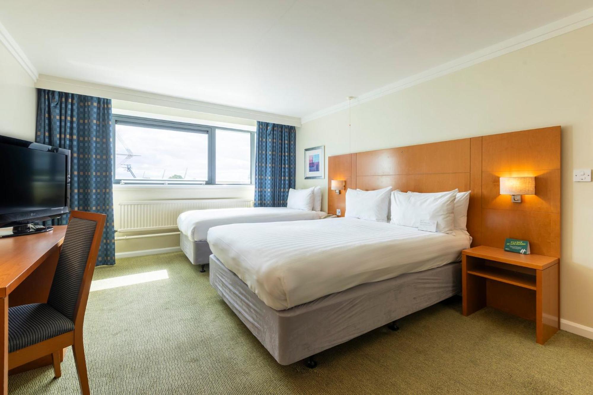 Holiday Inn Cardiff City By Ihg Ngoại thất bức ảnh